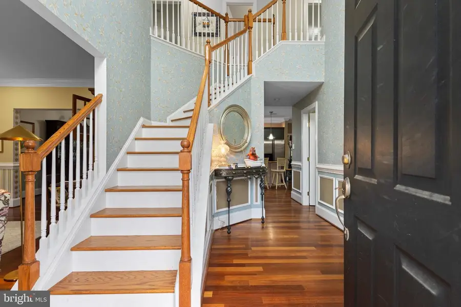 403 Dewey Ln, Wallingford, PA 19086 - #3