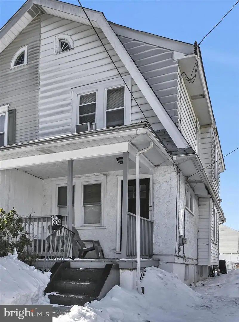 204 E Avon Rd, Brookhaven, PA 19015 - #3