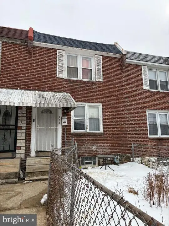 234 Spring Valley Rd, Darby, PA 19023 - #1