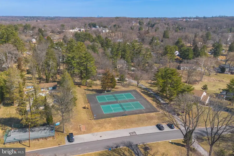 2421 Martingale Rd, Media, PA 19063 - #2