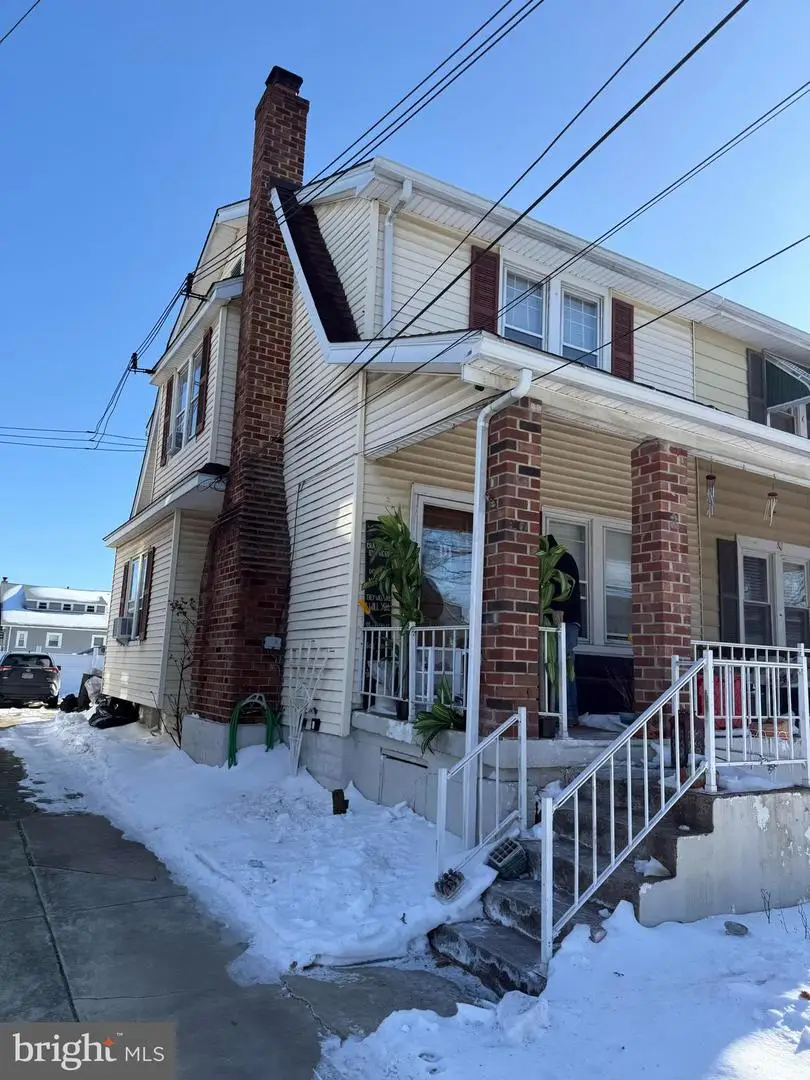 133 N Llanwellyn Ave, Glenolden, PA 19036 - #1