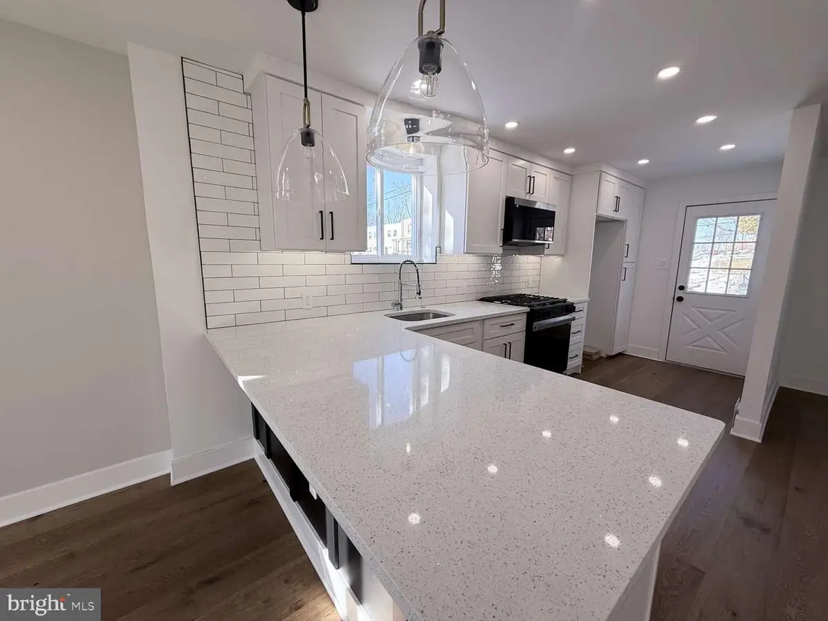 1346 Rainer Rd, Brookhaven, PA 19015 - #1