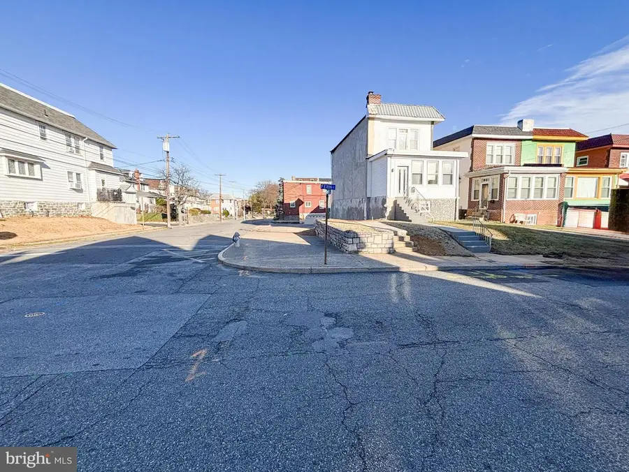 725 Fern St, Lansdowne, PA 19050 - #3