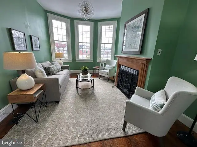 204 Rutledge Ave, Folsom, PA 19033 - #3