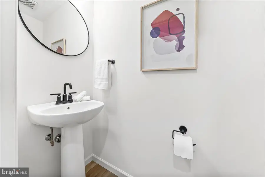 203 Chestnut Pkwy, Wallingford, PA 19086 - #3