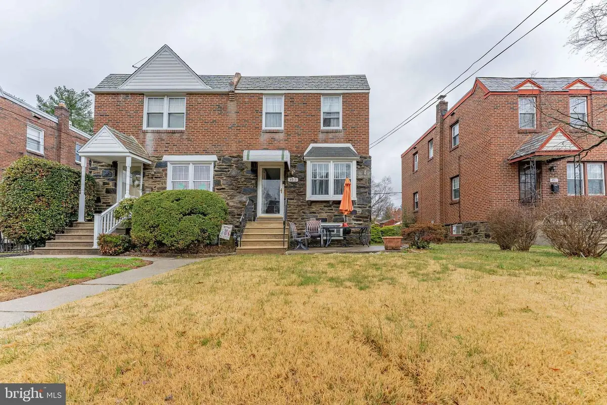 4913 Woodland Ave, Drexel Hill, PA 19026 - #1