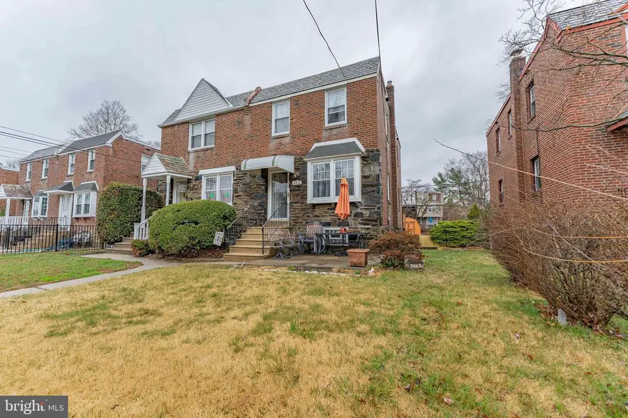 4913 Woodland Ave, Drexel Hill, PA 19026 - #2