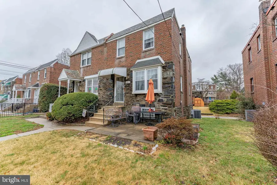 4913 Woodland Ave, Drexel Hill, PA 19026 - #3