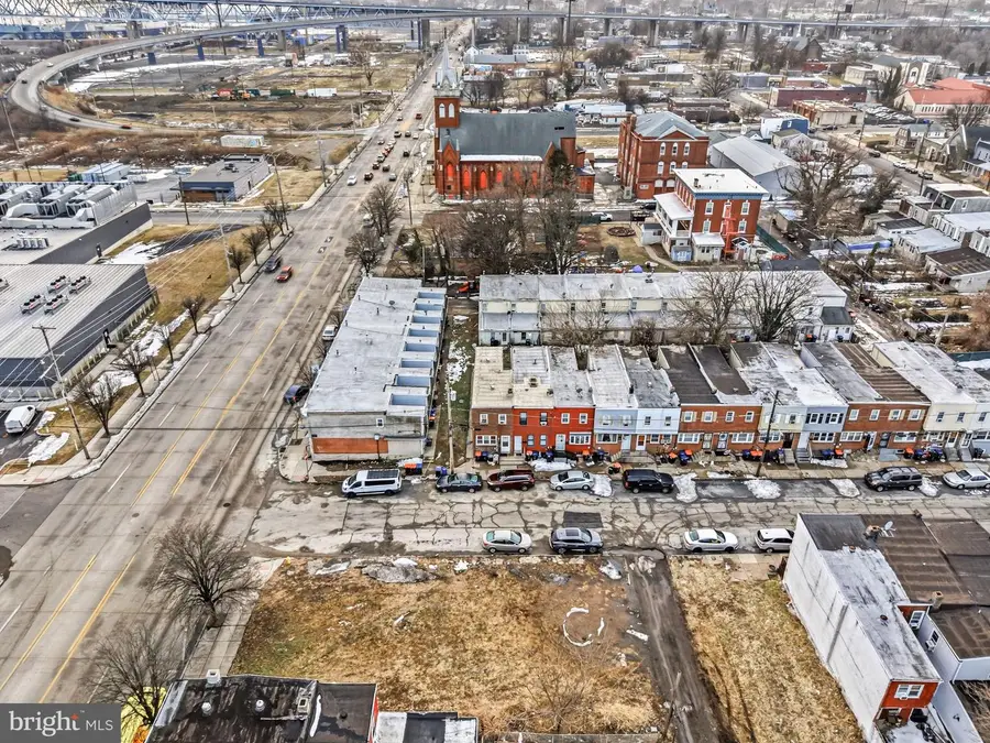 206 Broomall St, Chester, PA 19013 - #3