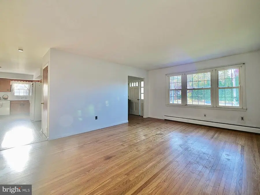 113 W Knowlton Rd, Media, PA 19063 - #2