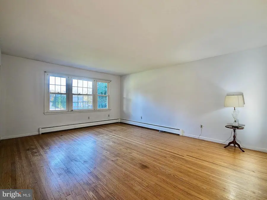 113 W Knowlton Rd, Media, PA 19063 - #3