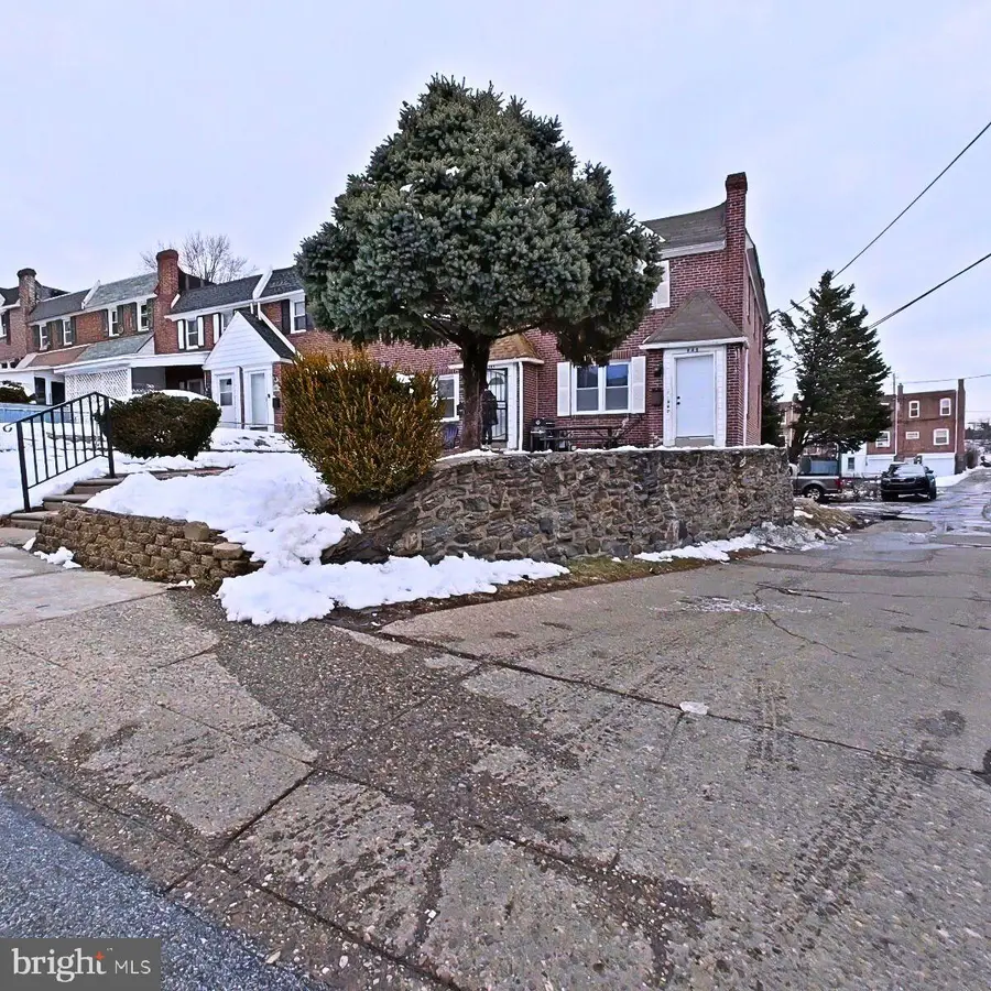 345 Copley Rd, Upper Darby, PA 19082 - #3