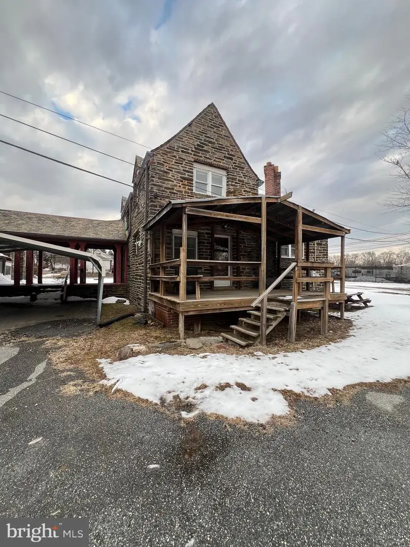 3701 W 9th St, Marcus Hook, PA 19061 - #3