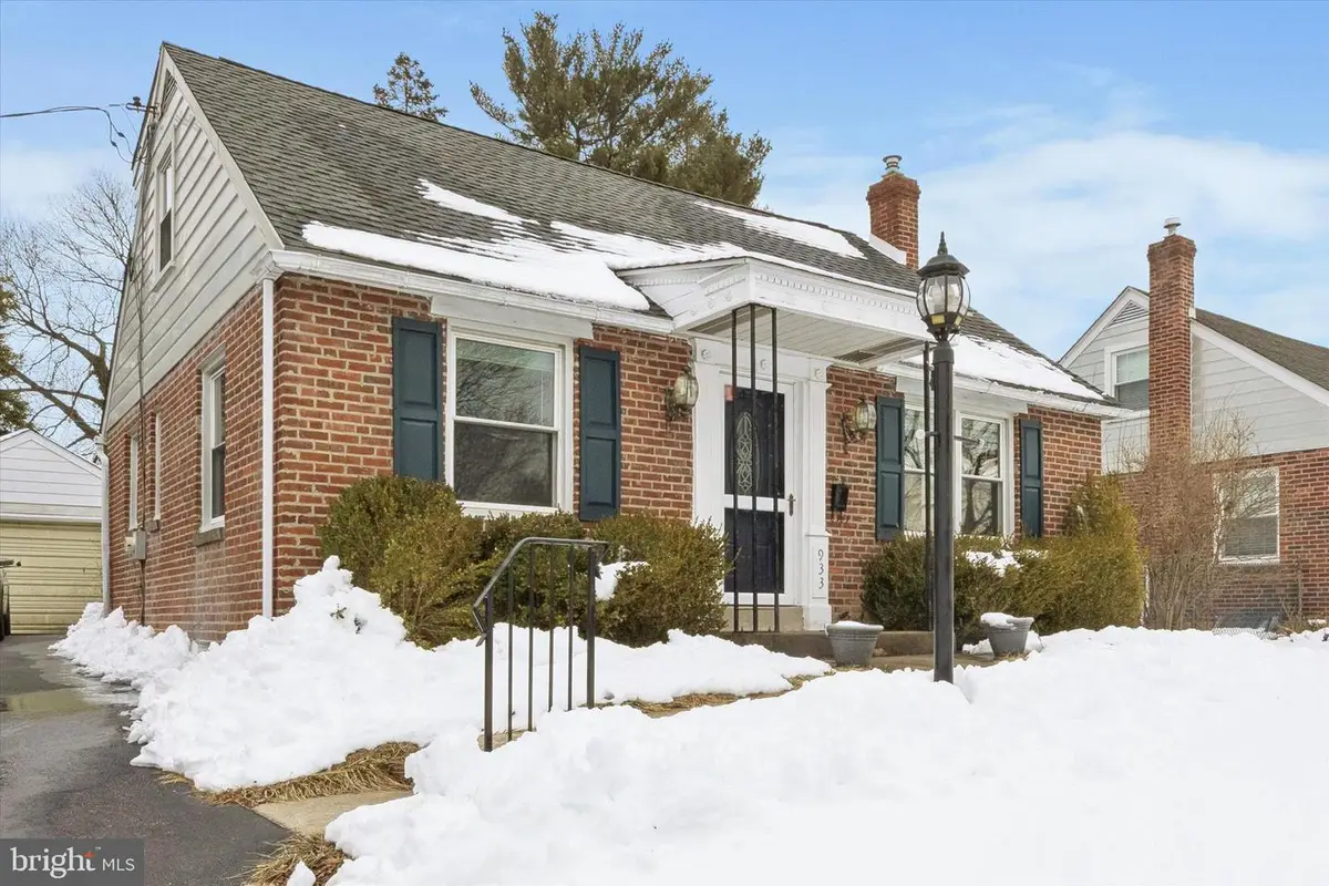 933 Greenbriar Ln, Springfield, PA 19064 - #1