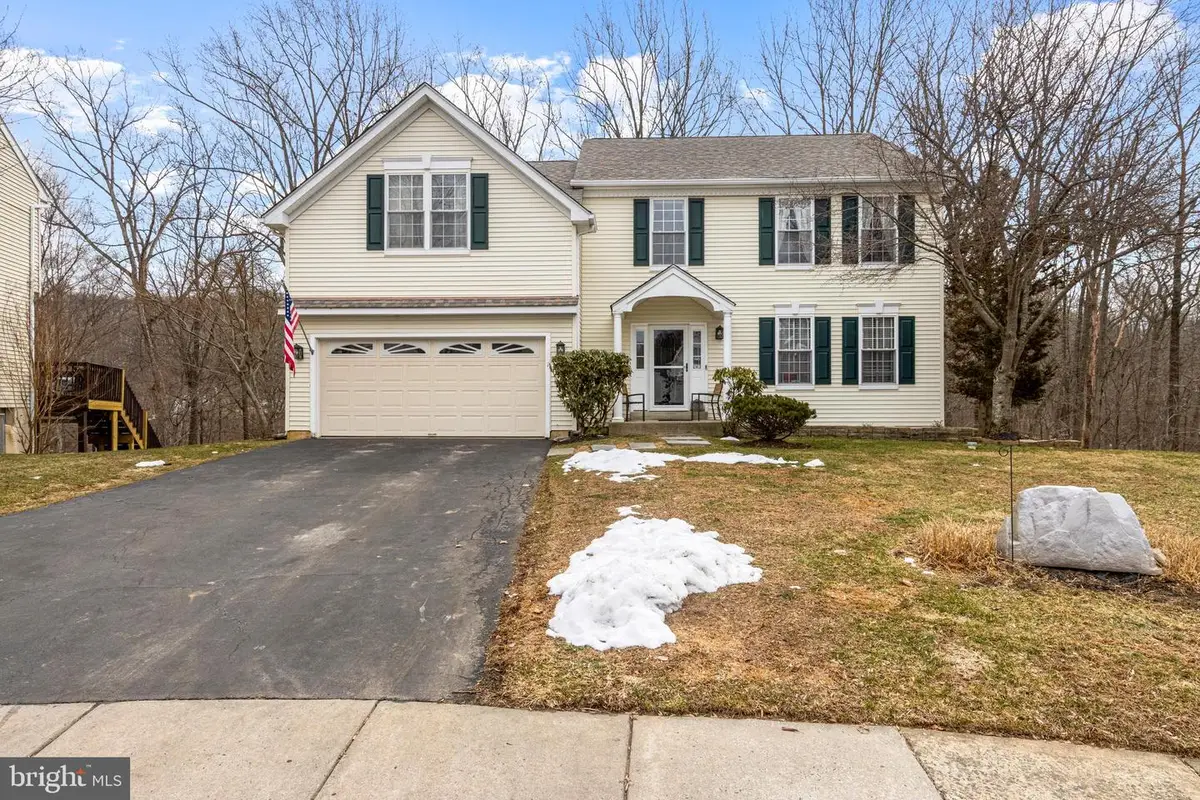 411 Highgrove Ln, Aston, PA 19014 - #1