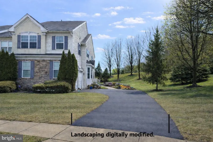 3 Wharton Dr, Glen Mills, PA 19342 - #2