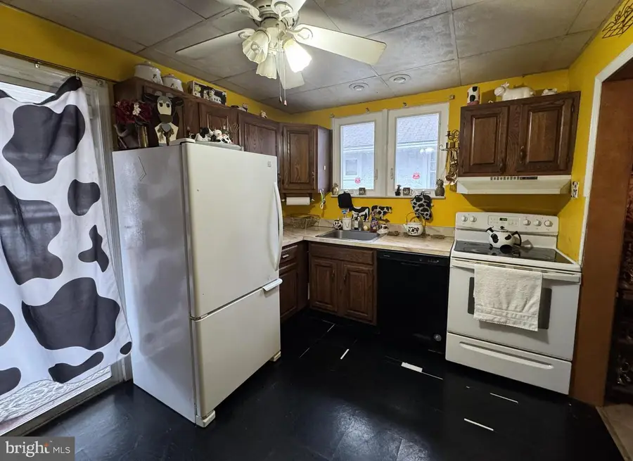 505 Bartlett Ave, Ridley Park, PA 19078 - #3