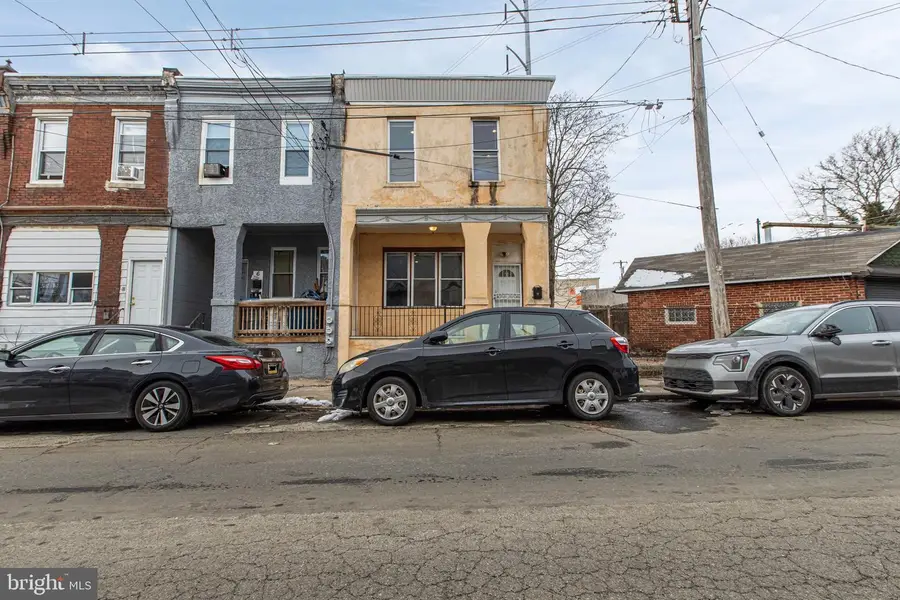 4 S 6th St, Darby, PA 19023 - #2