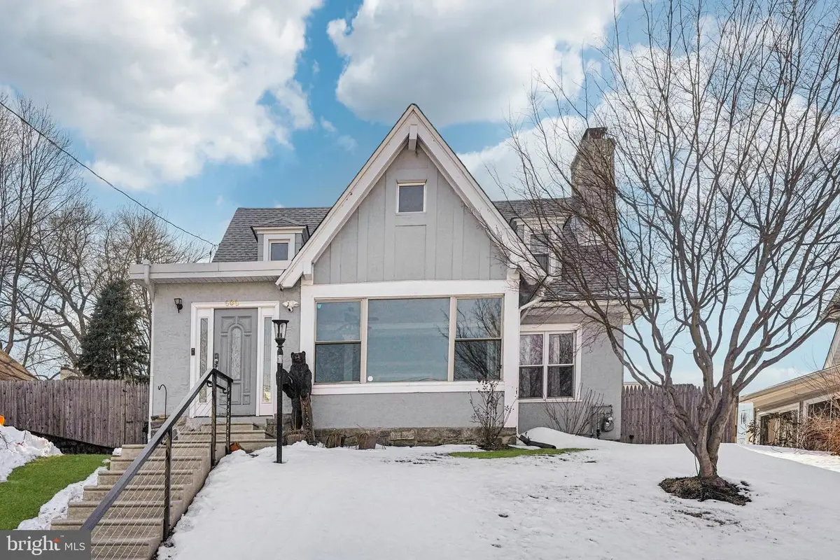 606 Mason Ave, Drexel Hill, PA 19026 - #1