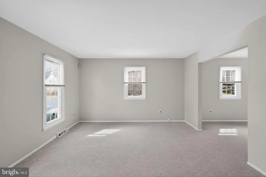 151 Eaton Dr, Wayne, PA 19087 - #2