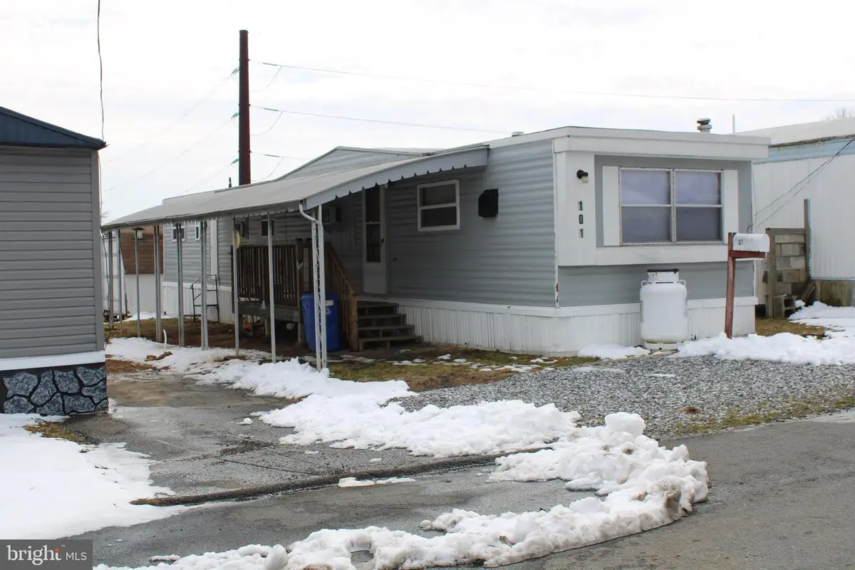 4300 W 9th St #101, Marcus Hook, PA 19061 - #1