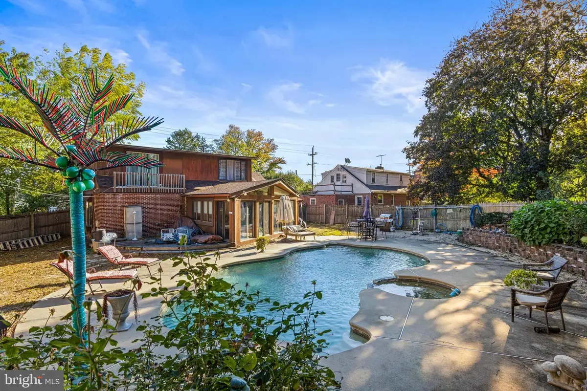 2606 Springfield Rd, Broomall, PA 19008 - #1