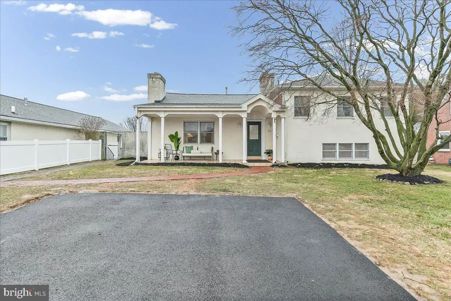 658 E Leamy Ave, Springfield, PA 19064 - #2