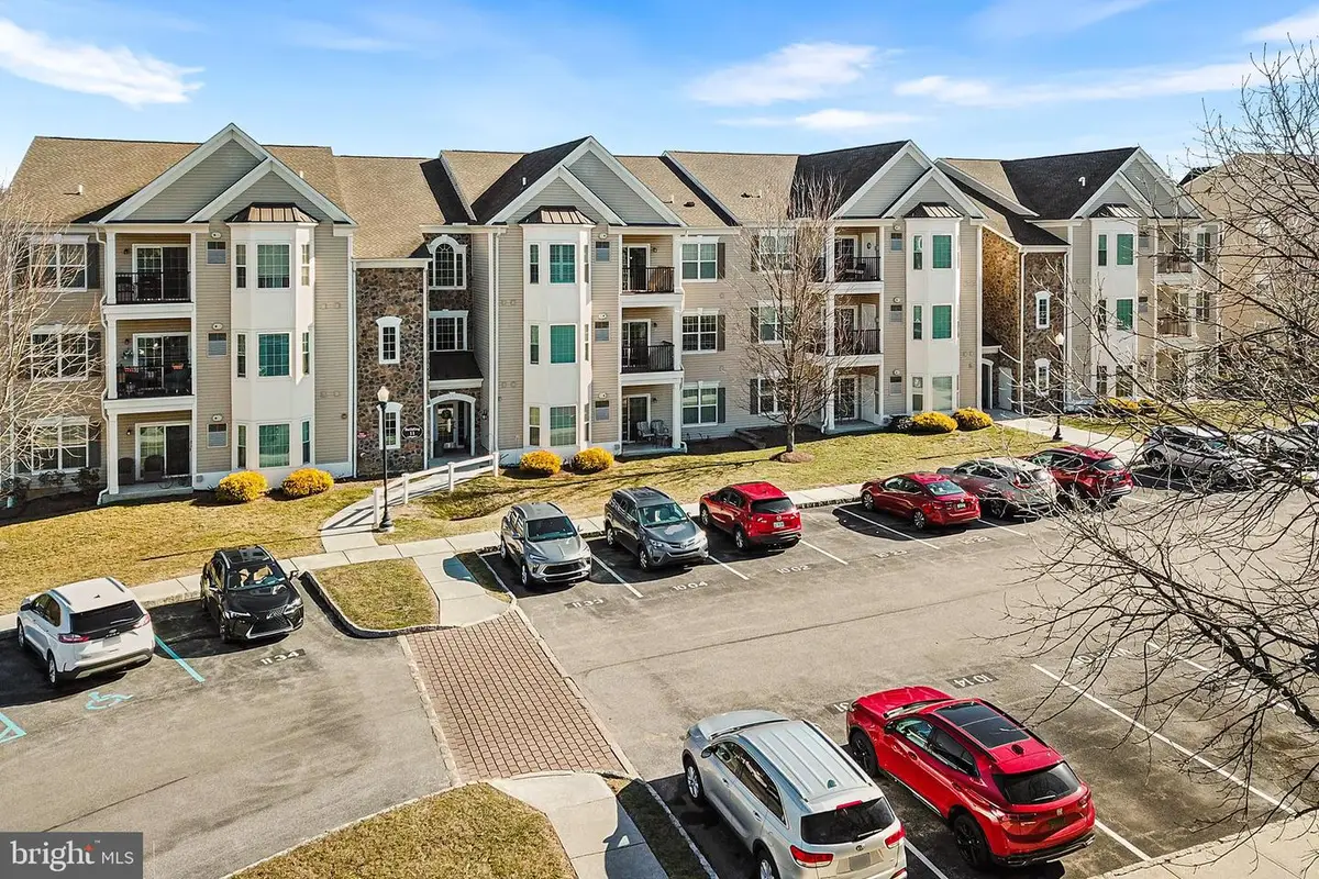 1022 Creekside Dr, Brookhaven, PA 19015 - #1