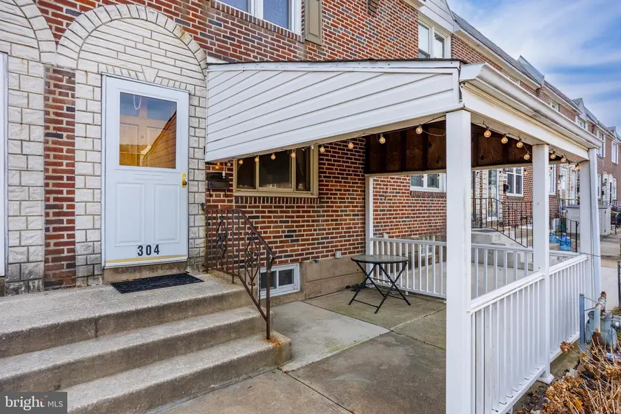 304 Pine St, Glenolden, PA 19036 - #2