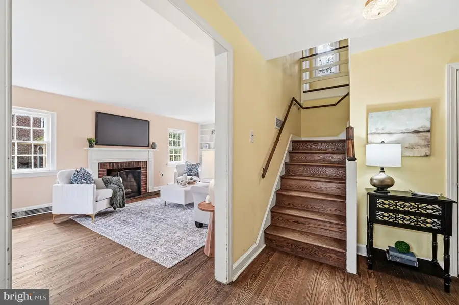 218 Vassar Ave, Swarthmore, PA 19081 - #2