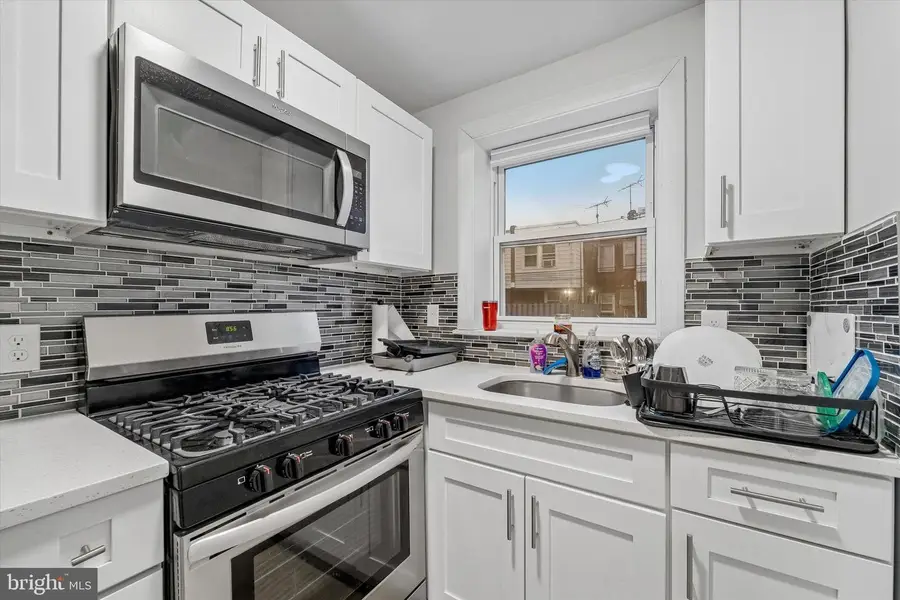 332 Springton Rd, Upper Darby, PA 19082 - #3