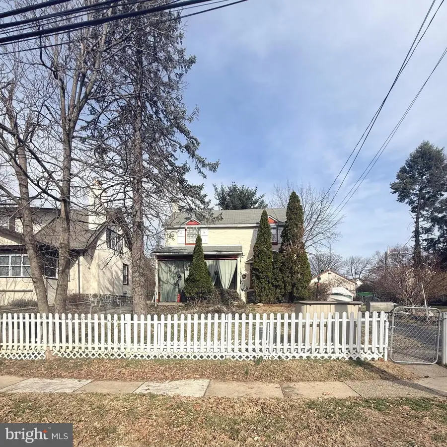 306 S Carol Blvd, Upper Darby, PA 19082 - #2