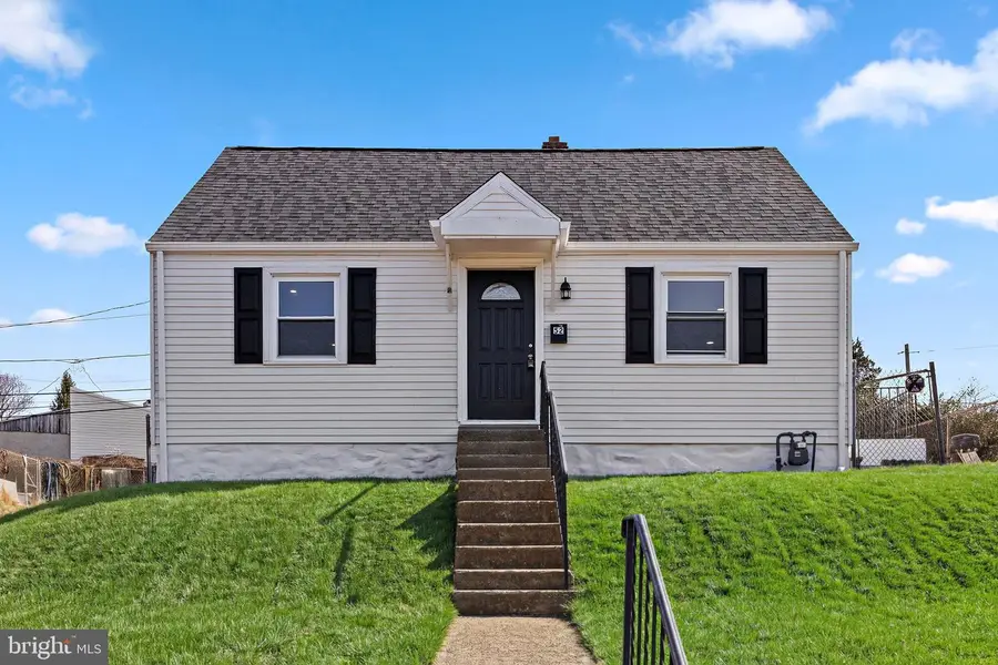 52 Seward Ln, Aston, PA 19014 - #3