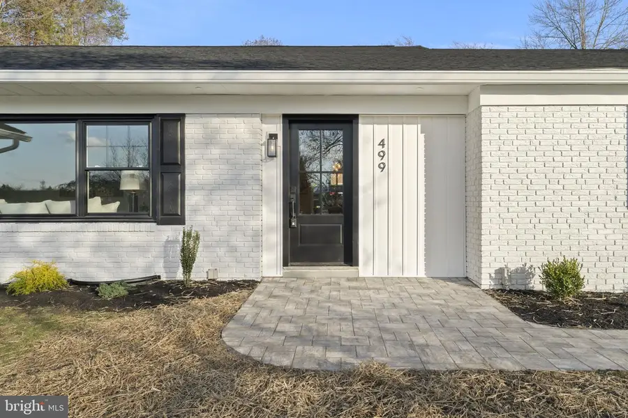 499 Collins Dr, Springfield, PA 19064 - #2