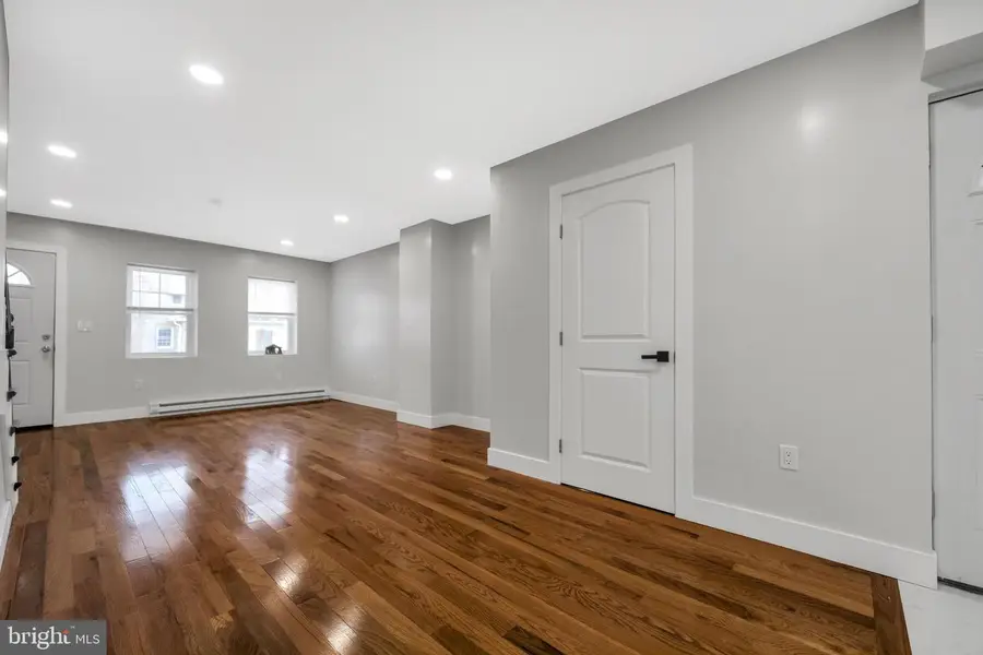 1119 Thomas St, Chester, PA 19013 - #3