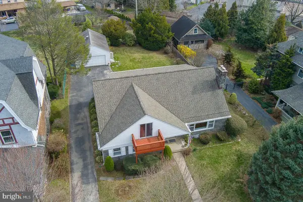 11 Tenby Rd, HAVERTOWN, PA 19083