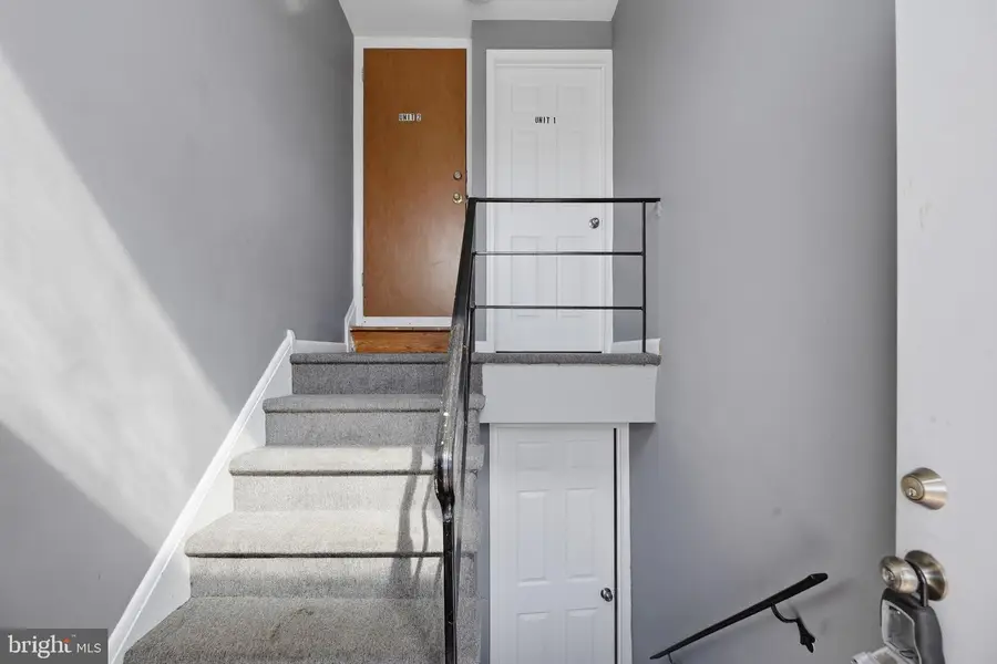 2110 Delmar Dr, Folcroft, PA 19032 - #3