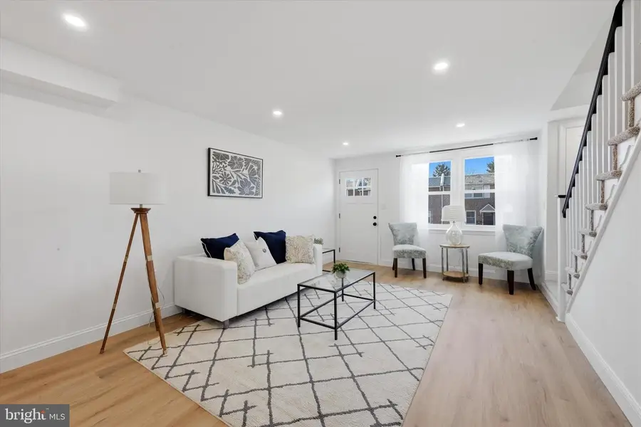 334 Mulberry St, Darby, PA 19023 - #3