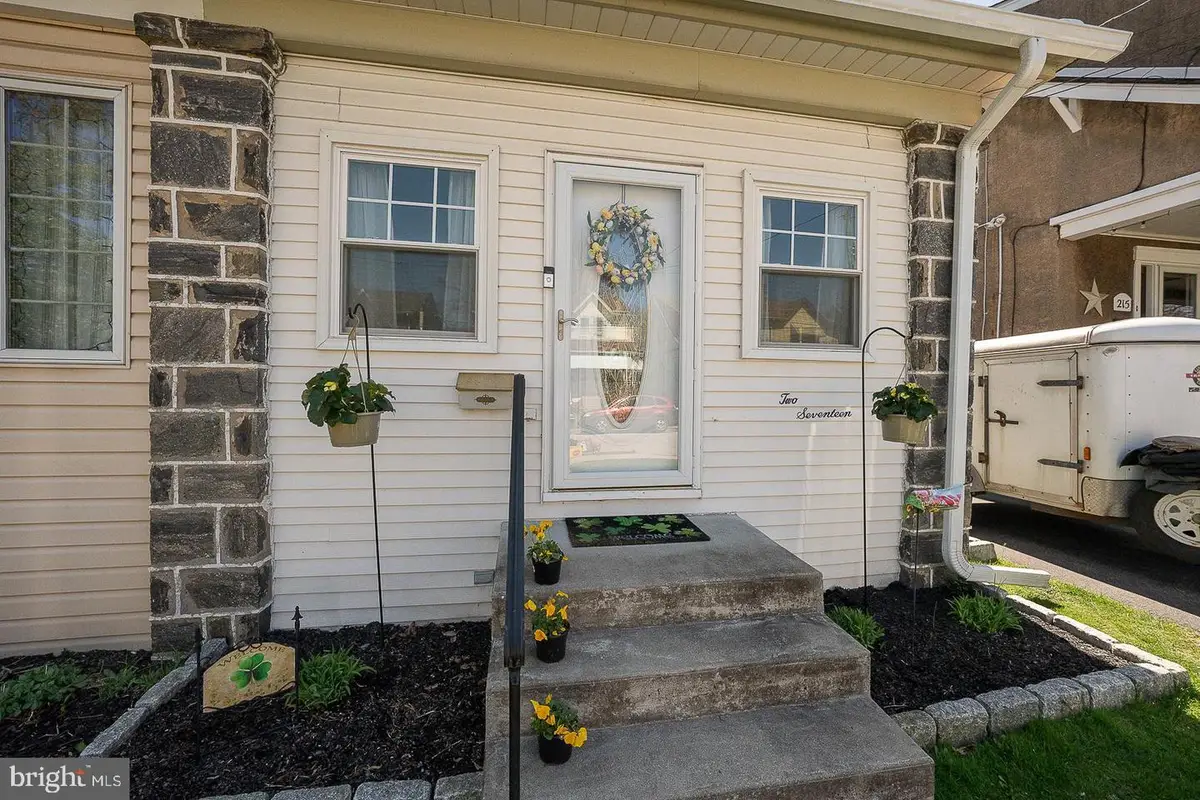 217 Harding Avenue, Havertown, PA 19083 - #1