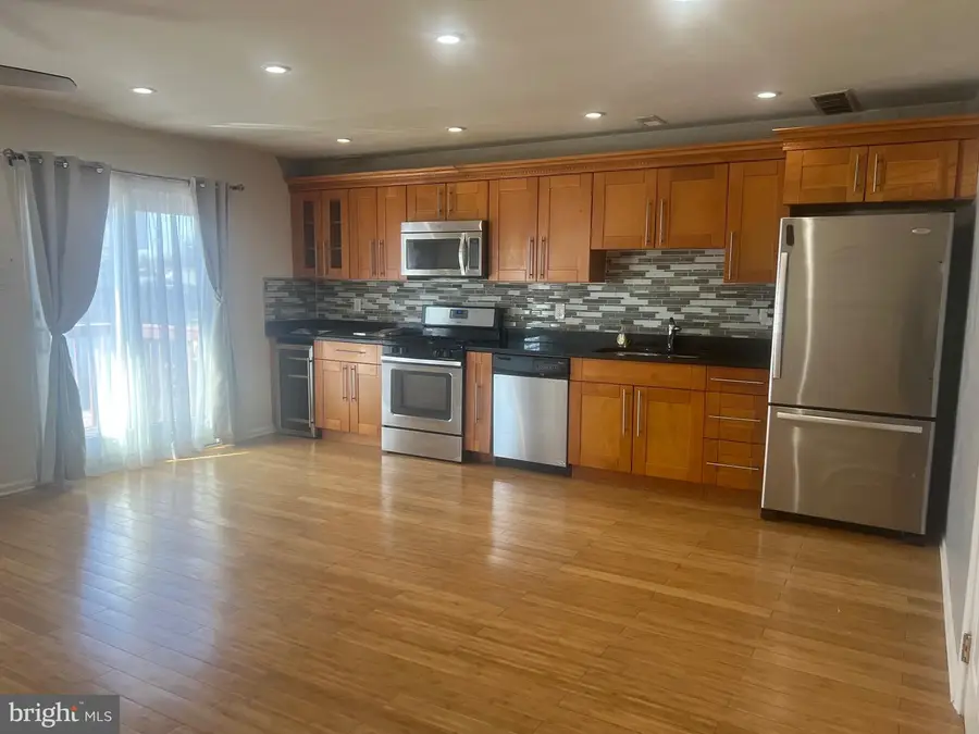 15 Riverwatch Ct #22, Essington, PA 19029 - #3