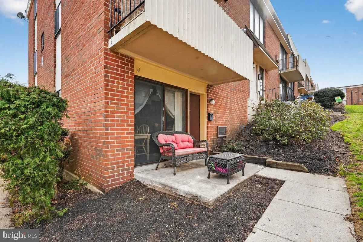 100 E Glenolden Ave #o-1, Glenolden, PA 19036 - #1