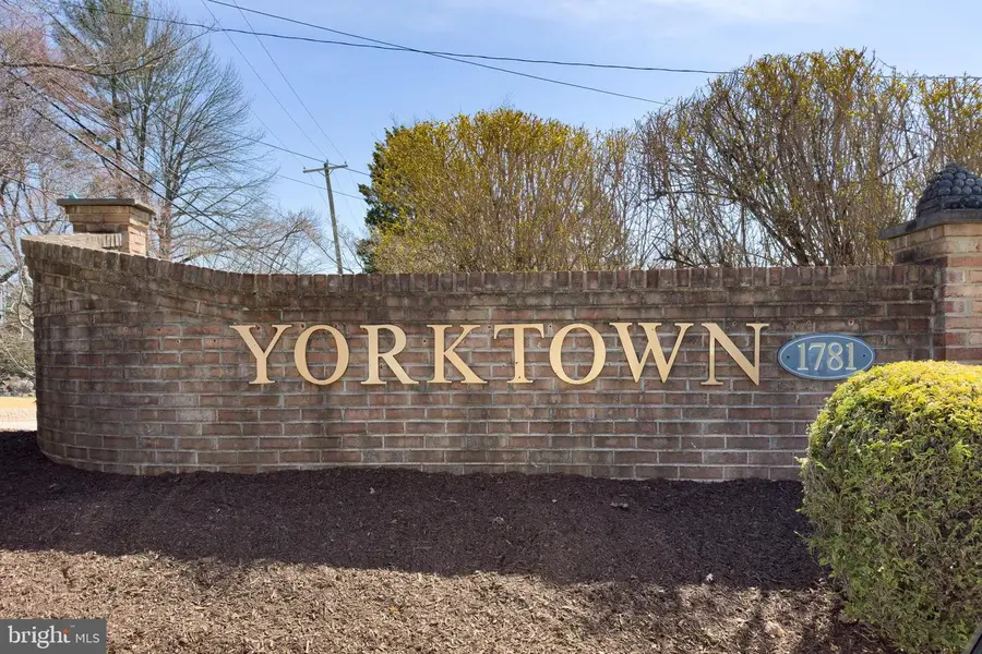 4008 Washington Dr, Upper Chichester, PA 19061 - #3