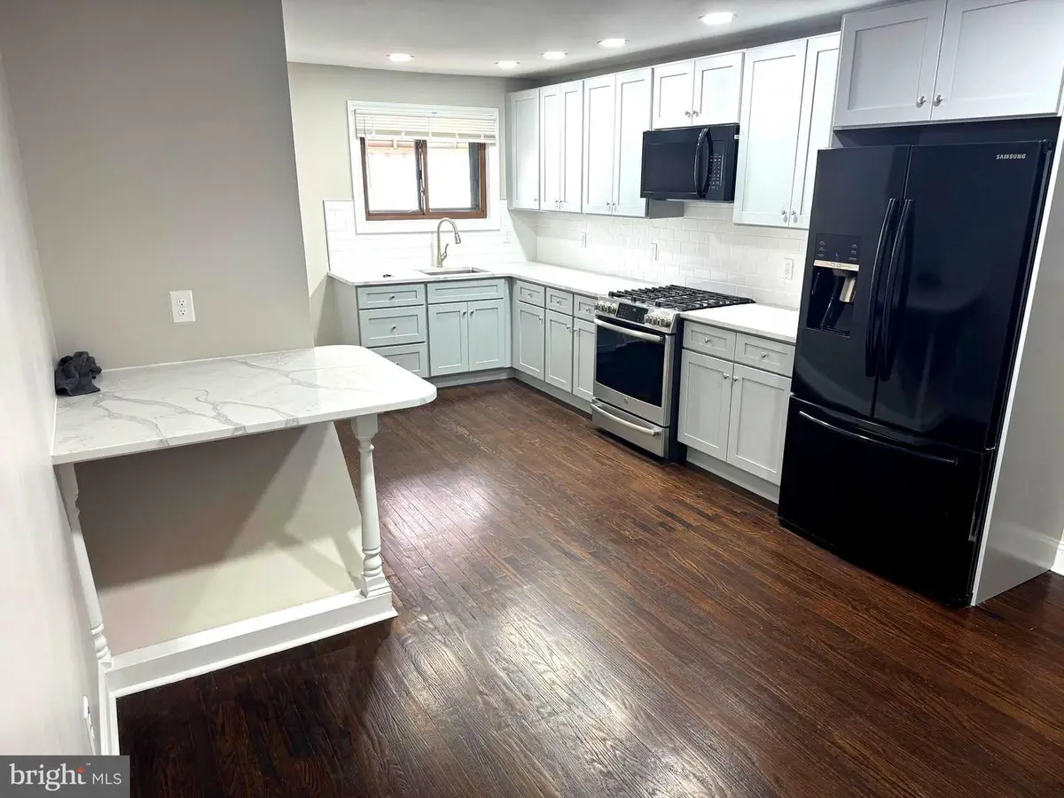 428 Manhattan St, Essington, PA 19029 - #1