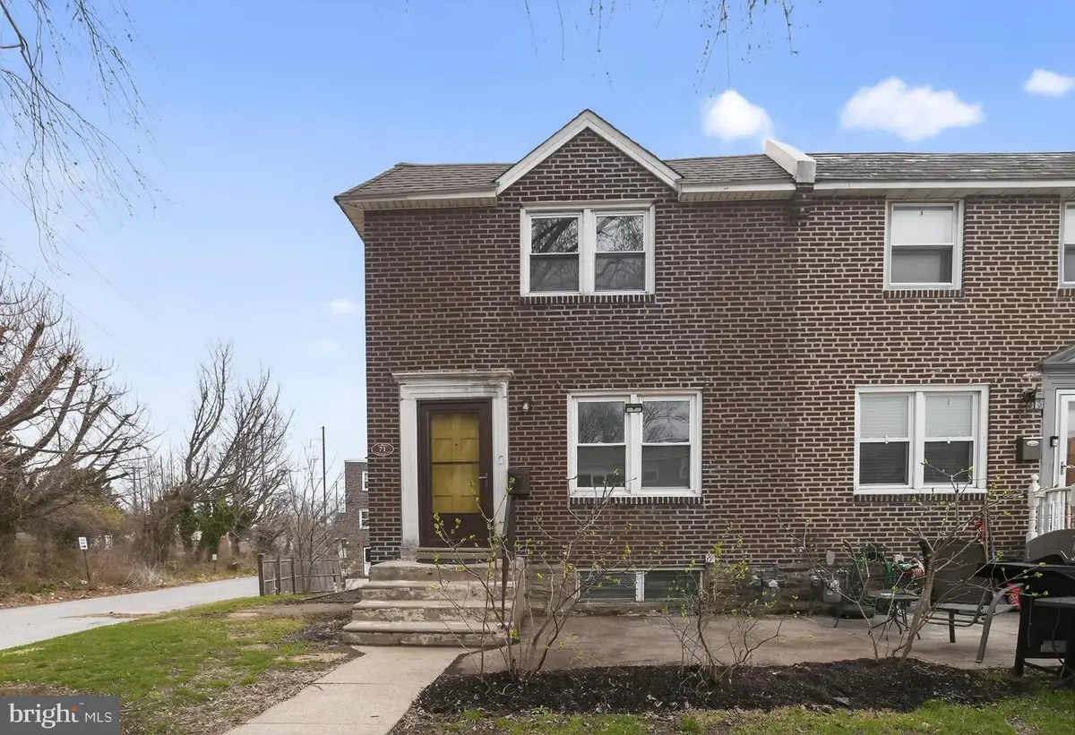 71 S Harwood Ave, Upper Darby, PA 19082 - #1