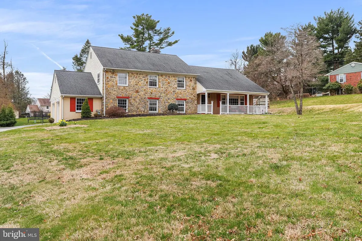 202 Ivy Ln, Glen Mills, PA 19342 - #1