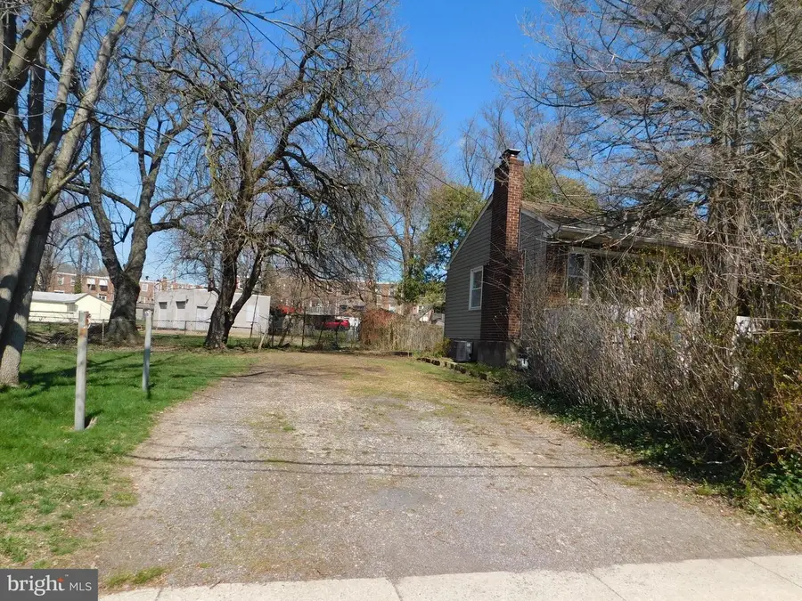 1205 Bartram Ave, Darby, PA 19023 - #2