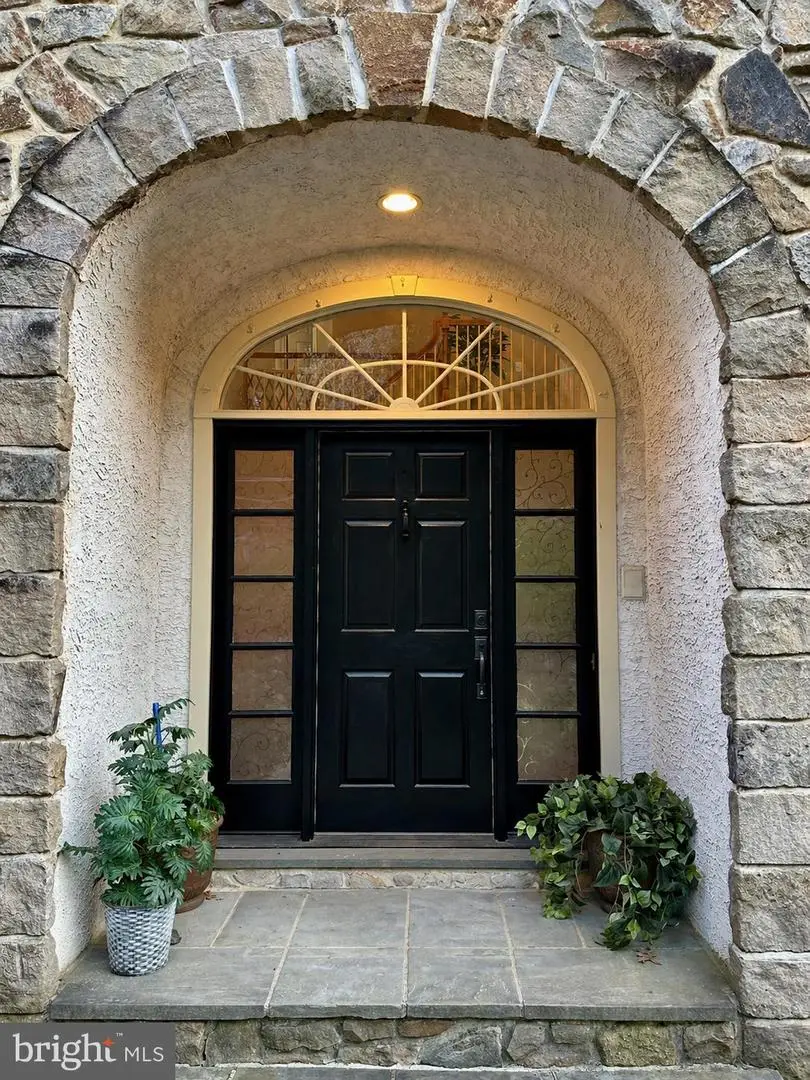 3507 Runnymeade Dr, Newtown Square, PA 19073 - #2