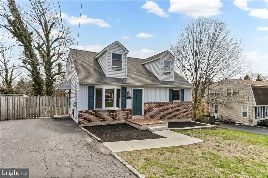 1821 Plum, Upper Chichester, PA 19061 - #2