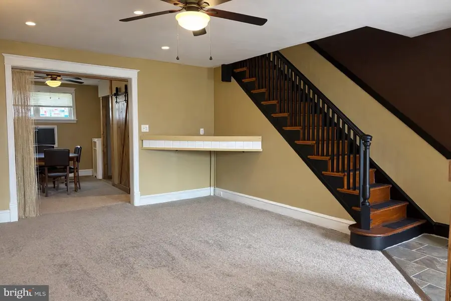 227 N Linden Ave, Upper Darby, PA 19082 - #3