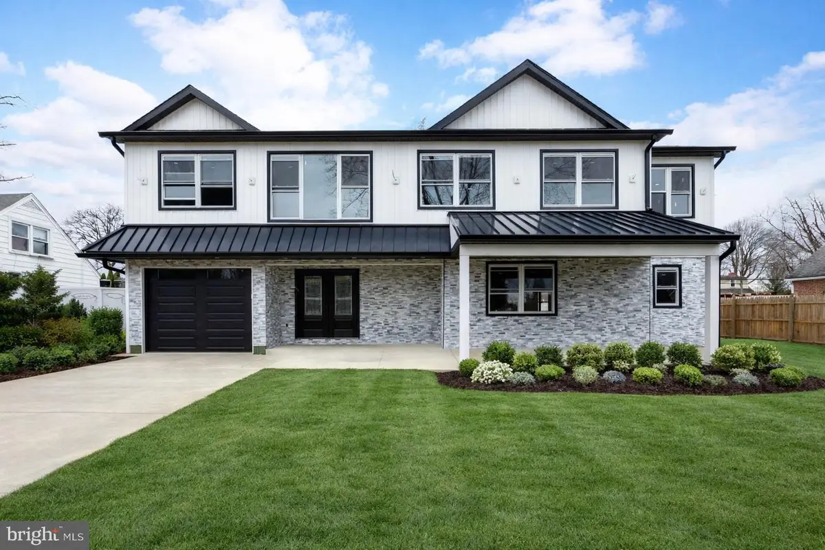 310 Lewis Rd, Broomall, PA 19008 - #1